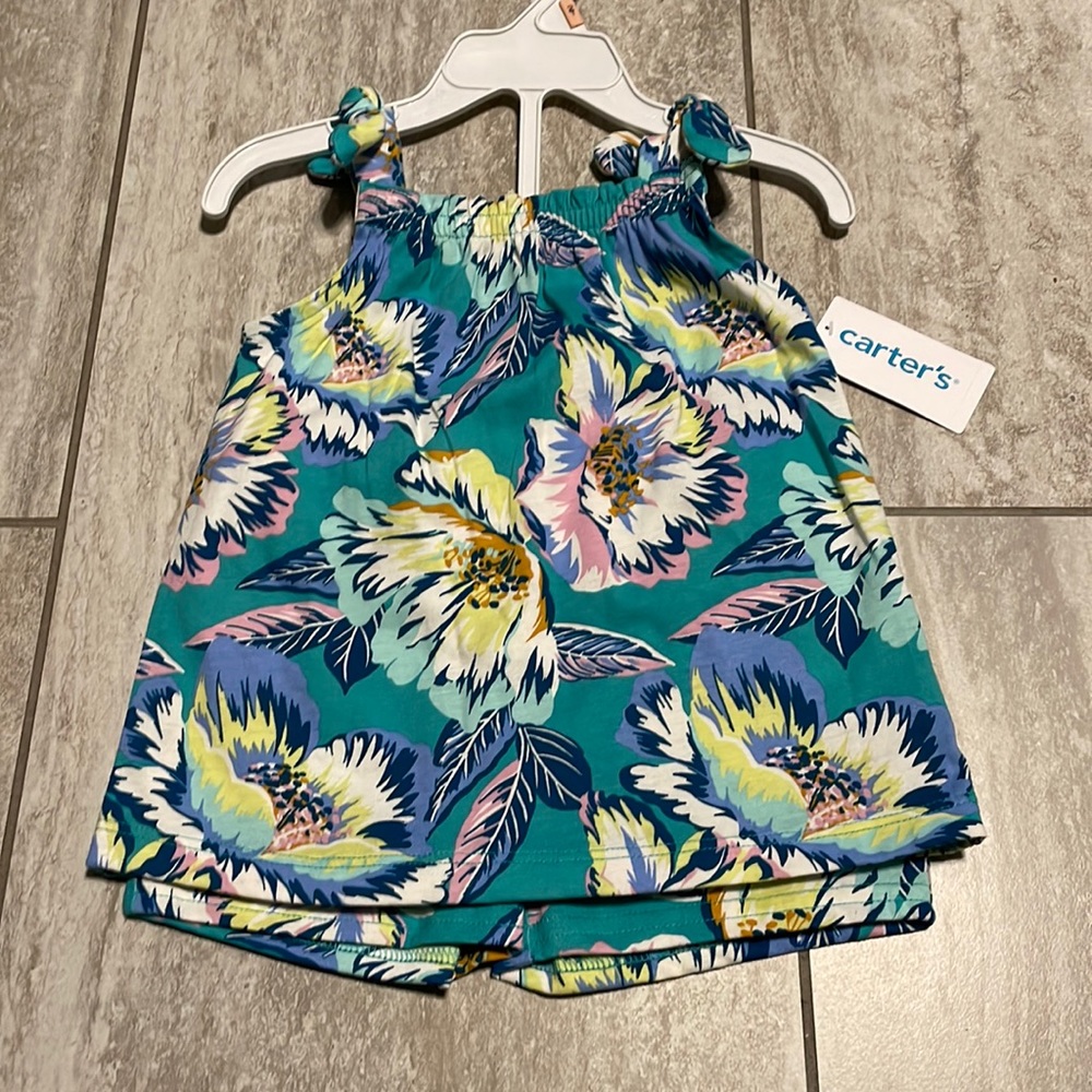 carter’s matching set of sleeveless green dress and shorts in floral design2T